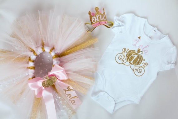 First Birthday Baby Girl Bodysuit Princess Carriage Pumpkin Shirt, Personalized in Gold Glitter and Pink - SHIRT ONLY Il_570xn