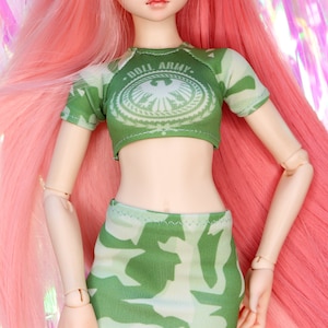 Minifee Crop to mini skirt kawaii style BJD clothes outfit for 1/4 MSD doll Top bottom camo haki