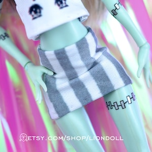 Monster doll clothes Handmade Striped gray mini skirt for MH