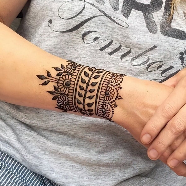 Simple Mehndi Cuff  Temporary Tattoo (Set of 2)