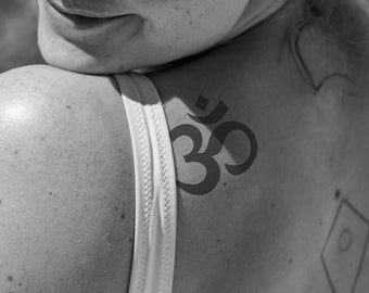 Om Symbol Temporary Tattoo (conjunto de 3)
