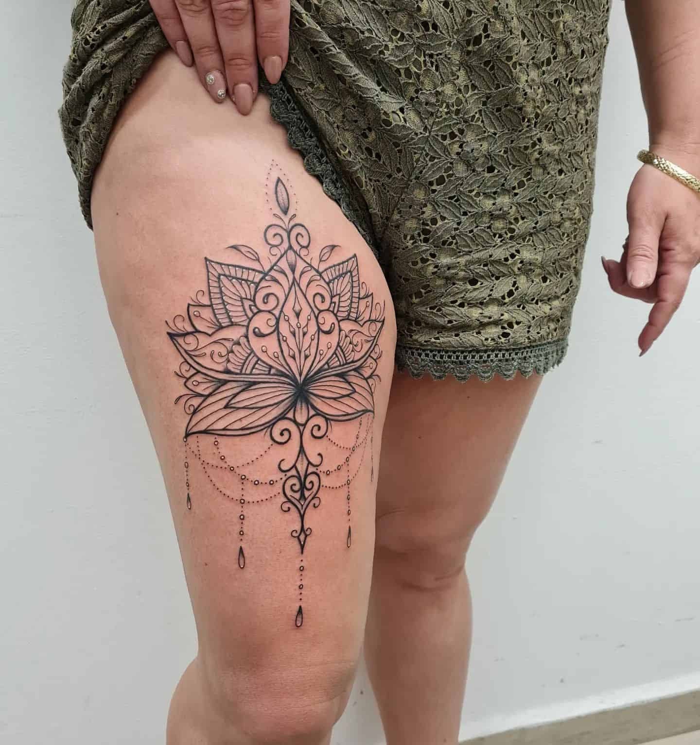 Beautiful Lotus Tattoos for the Thigh