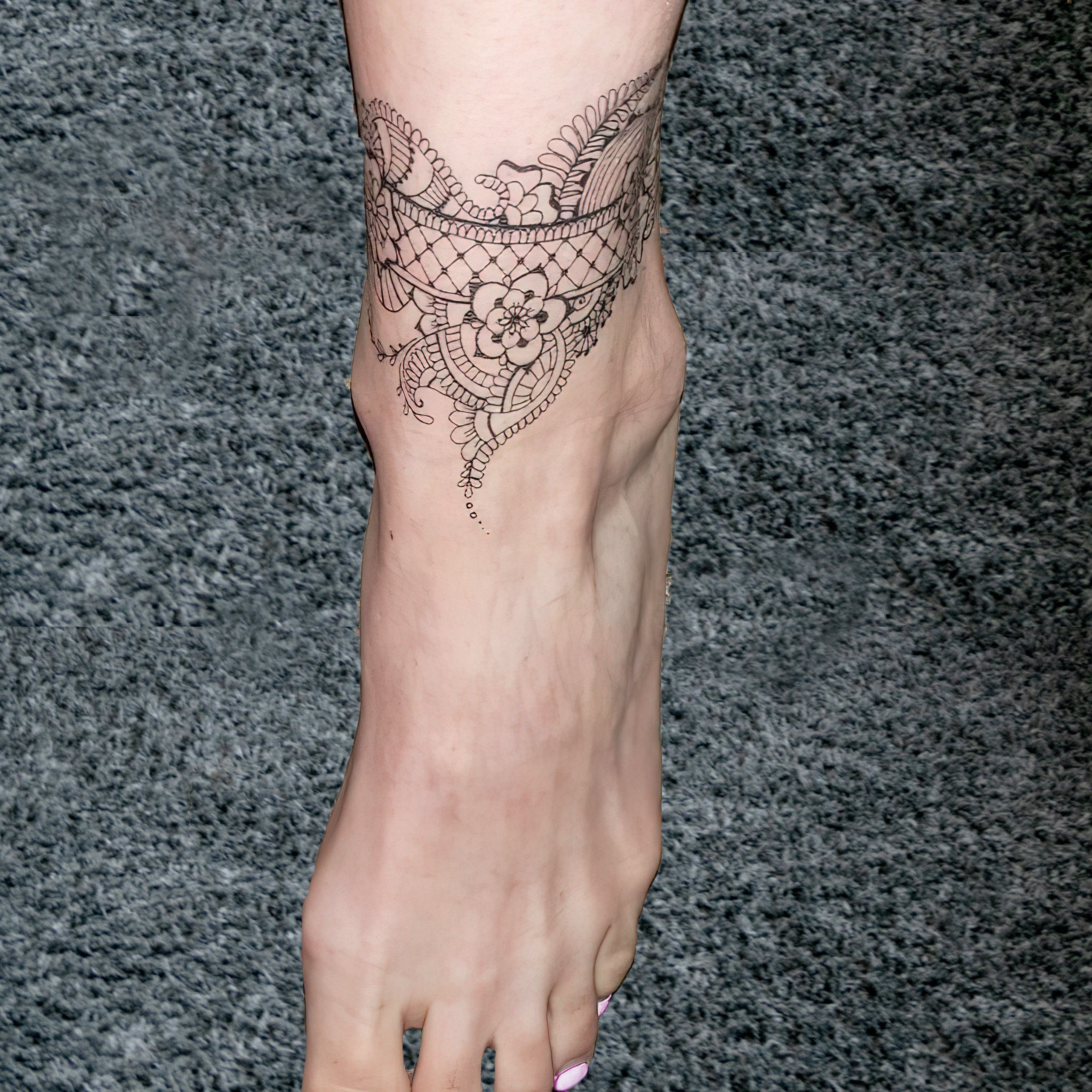 Tattoo uploaded by SION • A purple knotted bracelet around the ankle. # tattoo #Korea #tattooart #koreatattoo #koreatattooist #flowertattoo  #illustration #birthflowertattoo #tattooistartmag #hongdae #flowers  #coloredtattoo #anklebracelet ...