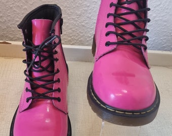 Patente rosa Dr. Martens Vintage Modelo Air Walk Botas de patente rosa Tamaño Reino Unido 3 UE 36 Charol rosa cuero con cremallera Nuevo