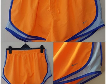 Short Nike orange et bleu Dry Fit Short de course Nike Legend 2.0 Regular L