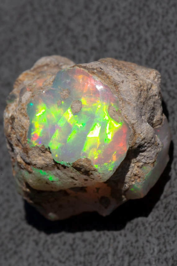 Rough Ethiopian Opal Crystal: 27+ ct Large Freeform for Cutting (20x17x5mm)