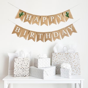 Soirée à thème Fiesta | Décoration de fête cactus | signe joyeux anniversaire | Thème d&#39;anniversaire d&#39;été | Bannière cactus | Bannière personnalisée |