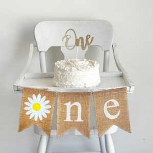 Decoraciones para fiesta de margaritas / Cumpleaños de flores silvestres / Cumpleaños de un año / Pancarta para silla alta / Fondo para pastel smash / Una pancarta