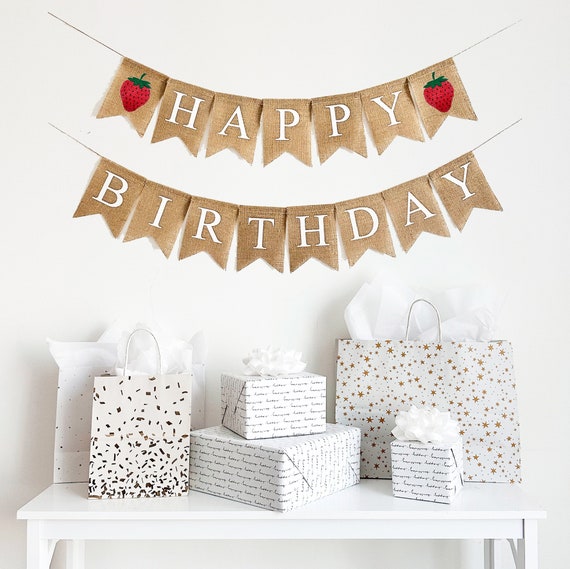 MEETINGU Happy Birthday Banner Mit Erdbeer-Motiv – Bunte Partydekoration Für Geburtstag & Sommerfeiern