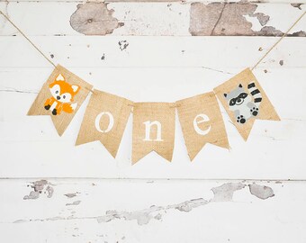 Woodland Birthday Decorations, Woodland 1st Birthday Banner, Fox Highchair Banner, Raccoon Garland, Woodland Banner, B680