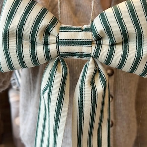 Large Fabric Bow: Handmade Bow for Wreath or Door Decor