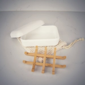 Eco-Friendly Bamboo & Cornstarch Fibre Travel Soap Dish image 10