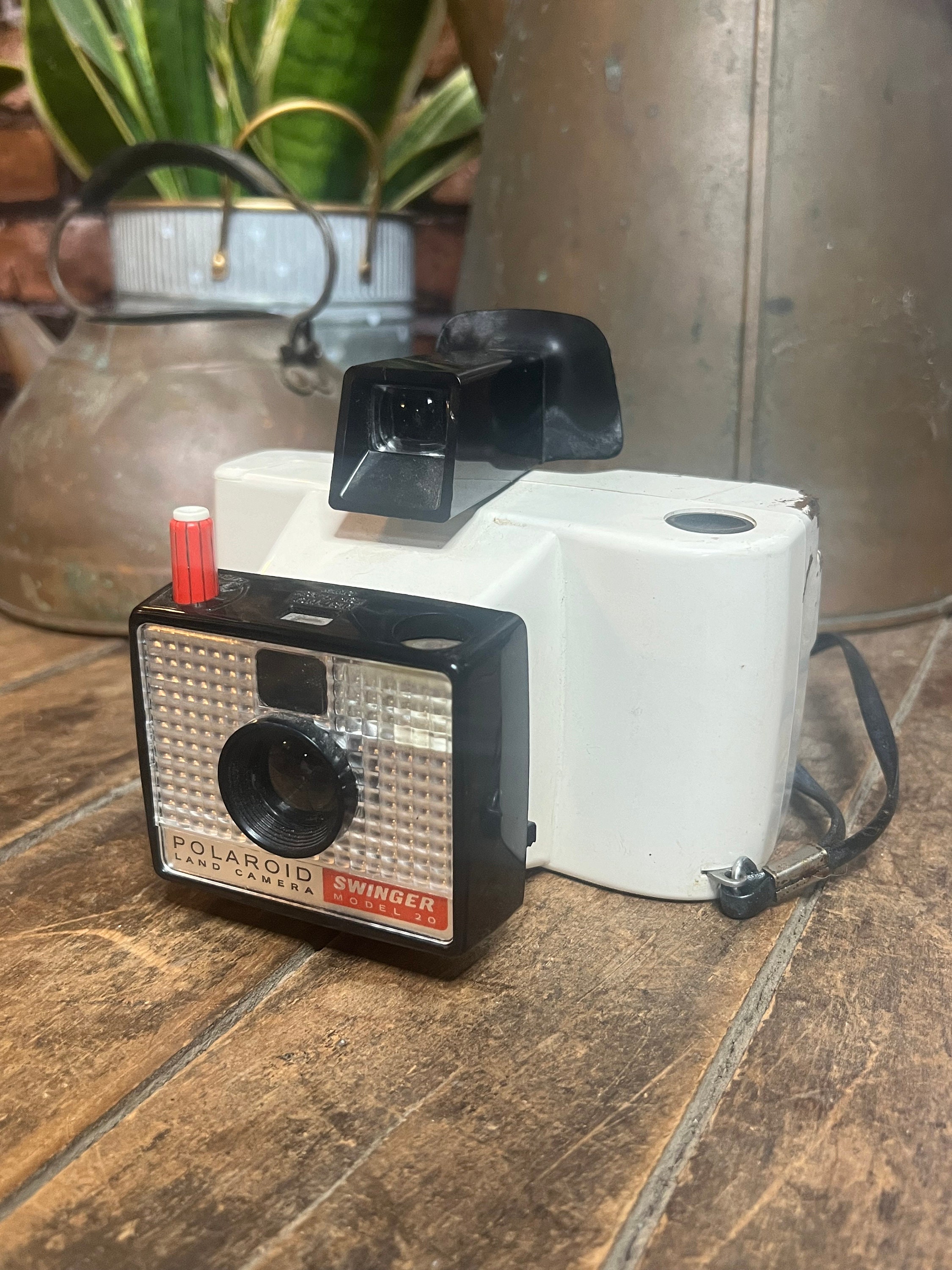 Vintage 1965 Polaroid Land Camera Swinger Model 20 Etsy