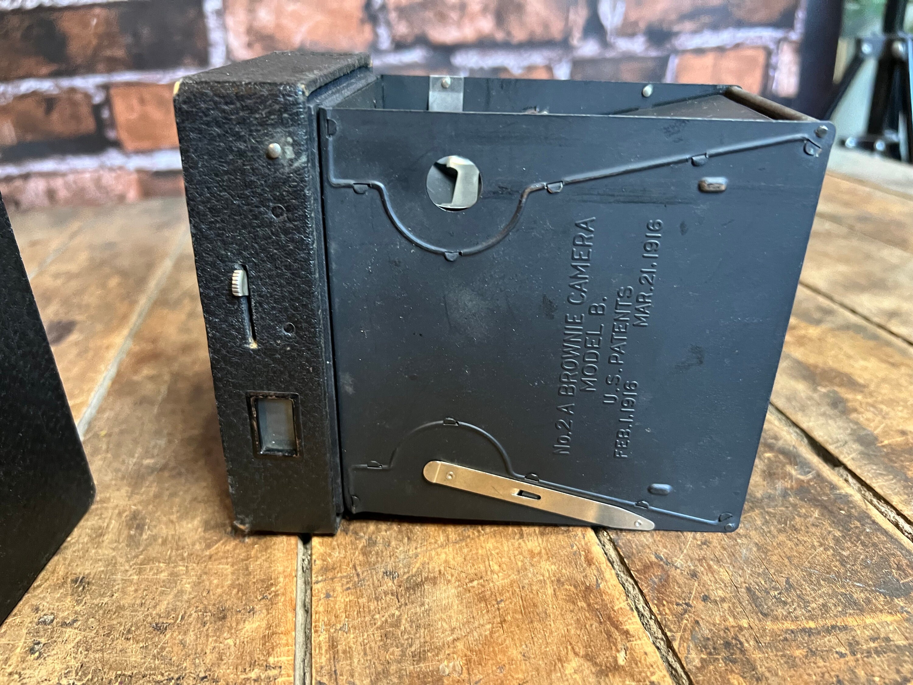 アンティーク 1916 コダック ブラウニー No. 2A カメラ：レトロ 