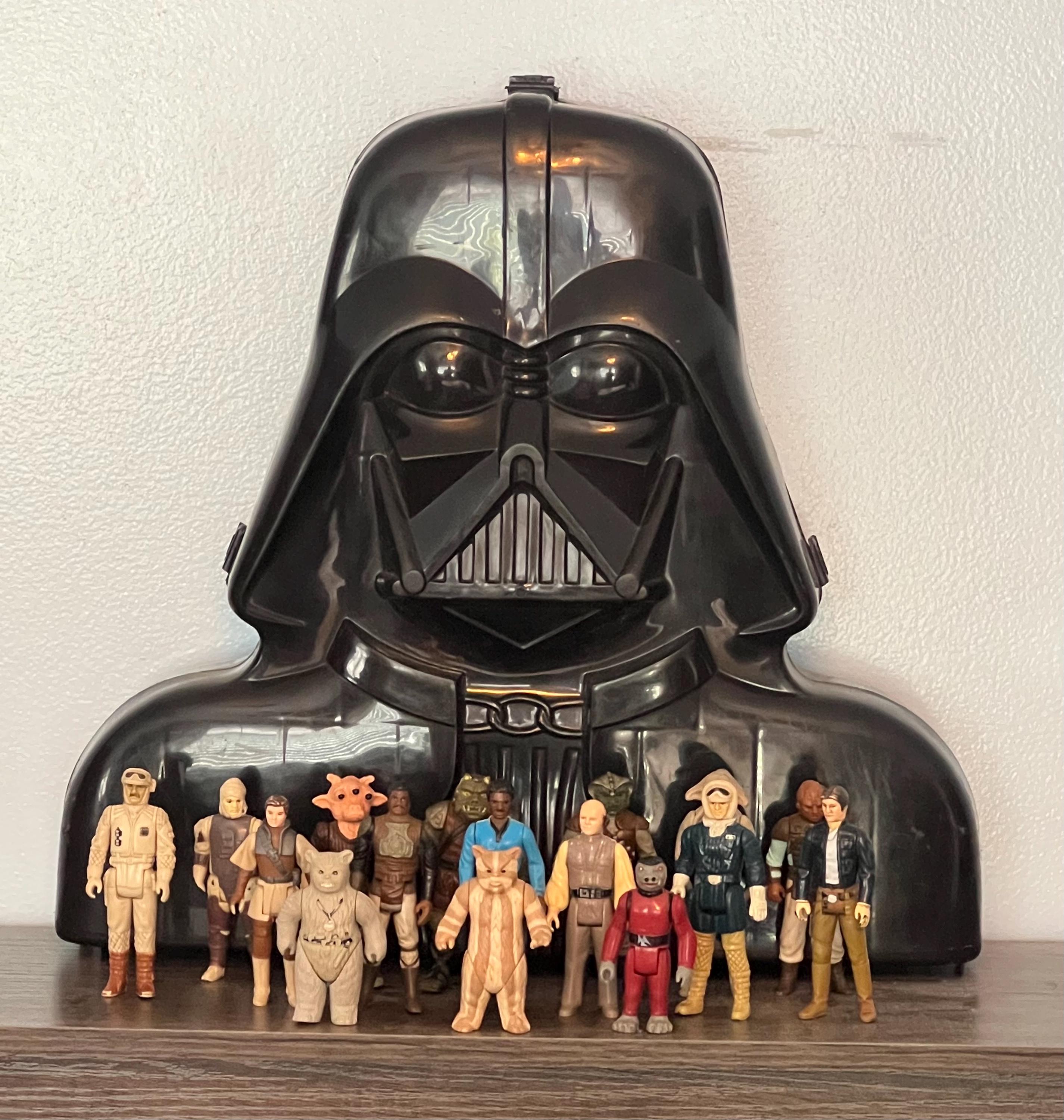 Star Wars Darth Vader オールドケナーフィギュアケース 収納 Star Wars Darth Vader オールドケナーフィギュアケース 収納 Lot Of