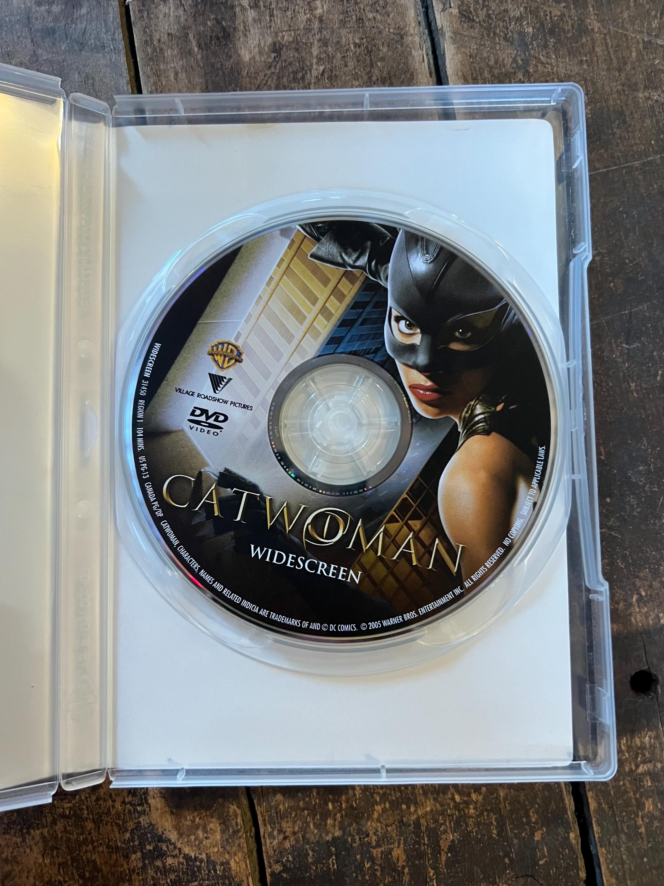 Catwoman ( DVD 2004 ) Starring - Halle Berry, Sharon Stone