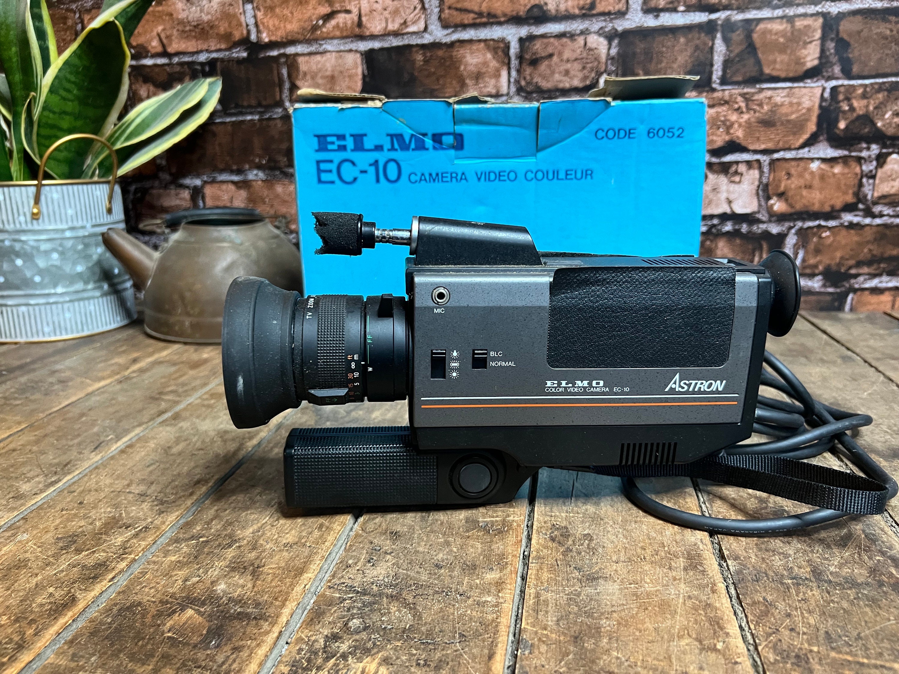 Vintage 1980s Astron Video System - Elmo EC-10 Color Video Vintage 1980s Astron Video System - Elmo EC-10 Color Video