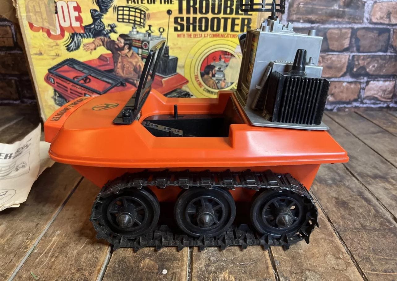 Vintage 1974 GI JOE Adventure Team - Fate of the Trouble Shooter