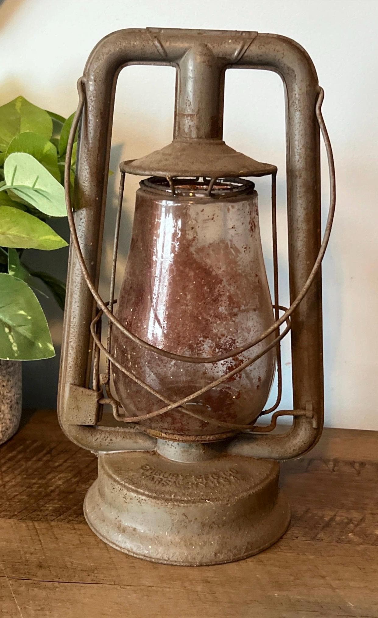 1911 Embury Manufacturing Company - the Defiance No. 0 Lantern