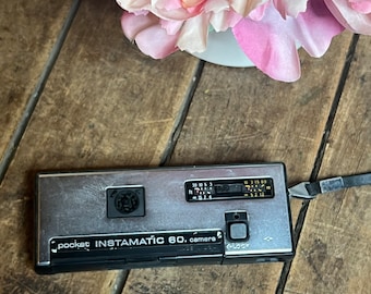 Vintage 1972 Kodak Pocket Instamatic 60 Camera - 110 Film Camera - Kodak Eastman Co Rochester NY - Made in USA