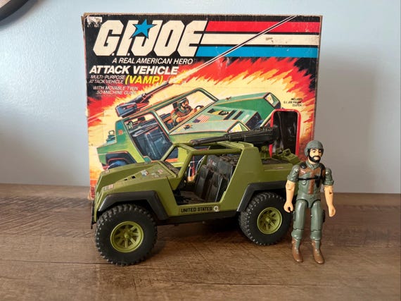 Vintage 1982 Hasbro GI JOE VAMP Attack Jeep & 1983 Clutch Action