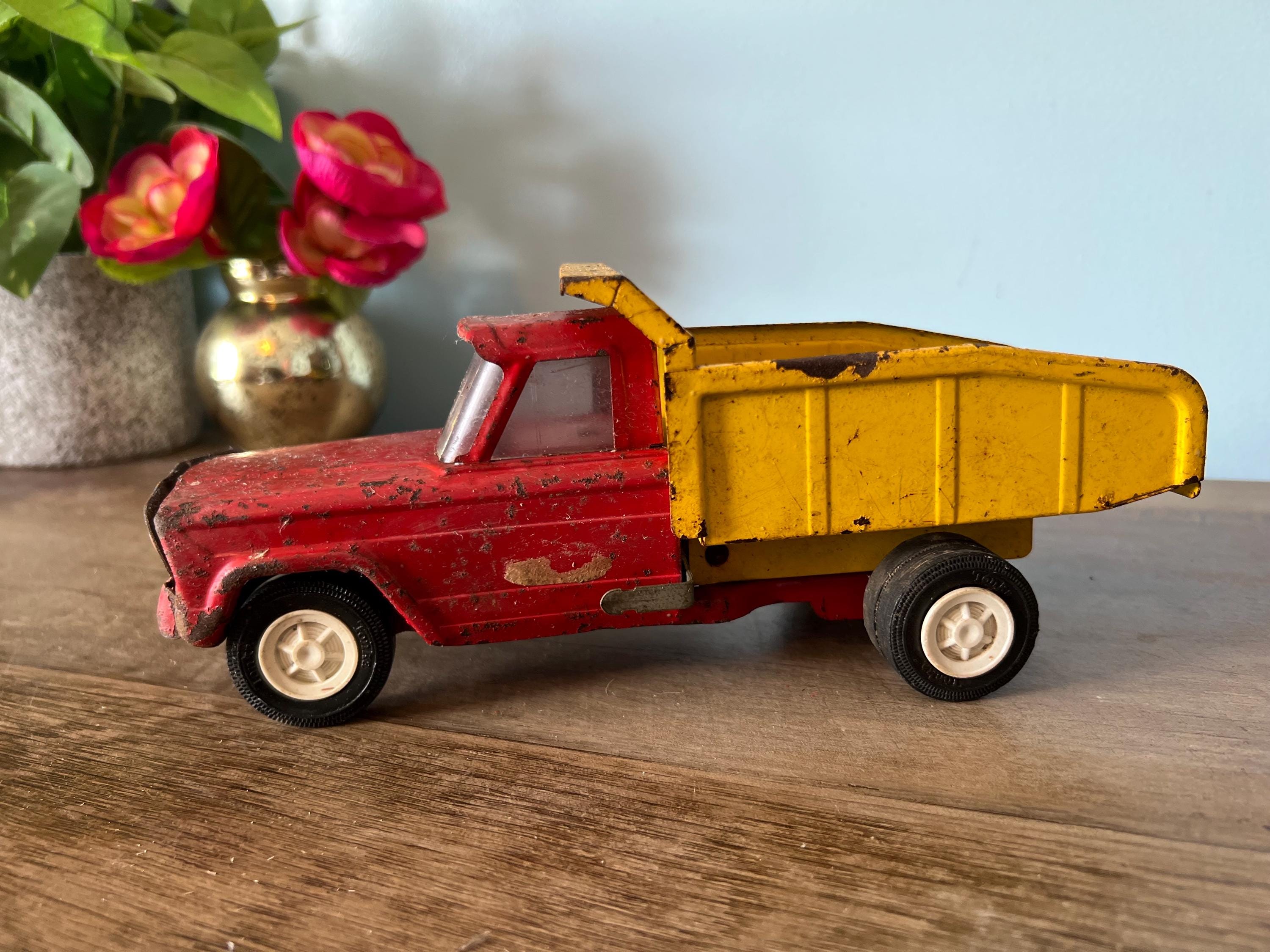 Camión tonka amarillo - Etsy México, image size:3000x2250