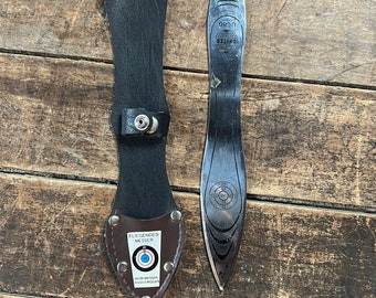 United Cutlery Blazing Arrow II Screaming Arrow Throwing Knife UC80 & Leather Sheath - Vintage Throwing Knife