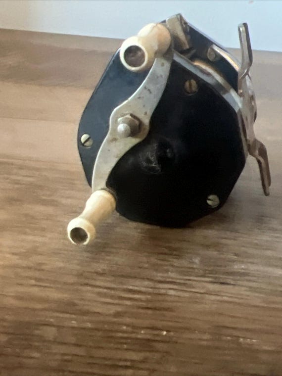 Moulinet Ancien Sport King Casting - Vintage, Pièce De Collection