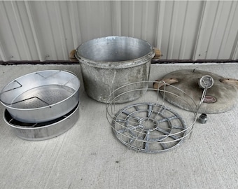 Vintage 1930s 16 Quart National No. 7 Pressure Cooker with Lid Rack Tray Steamer USA #293