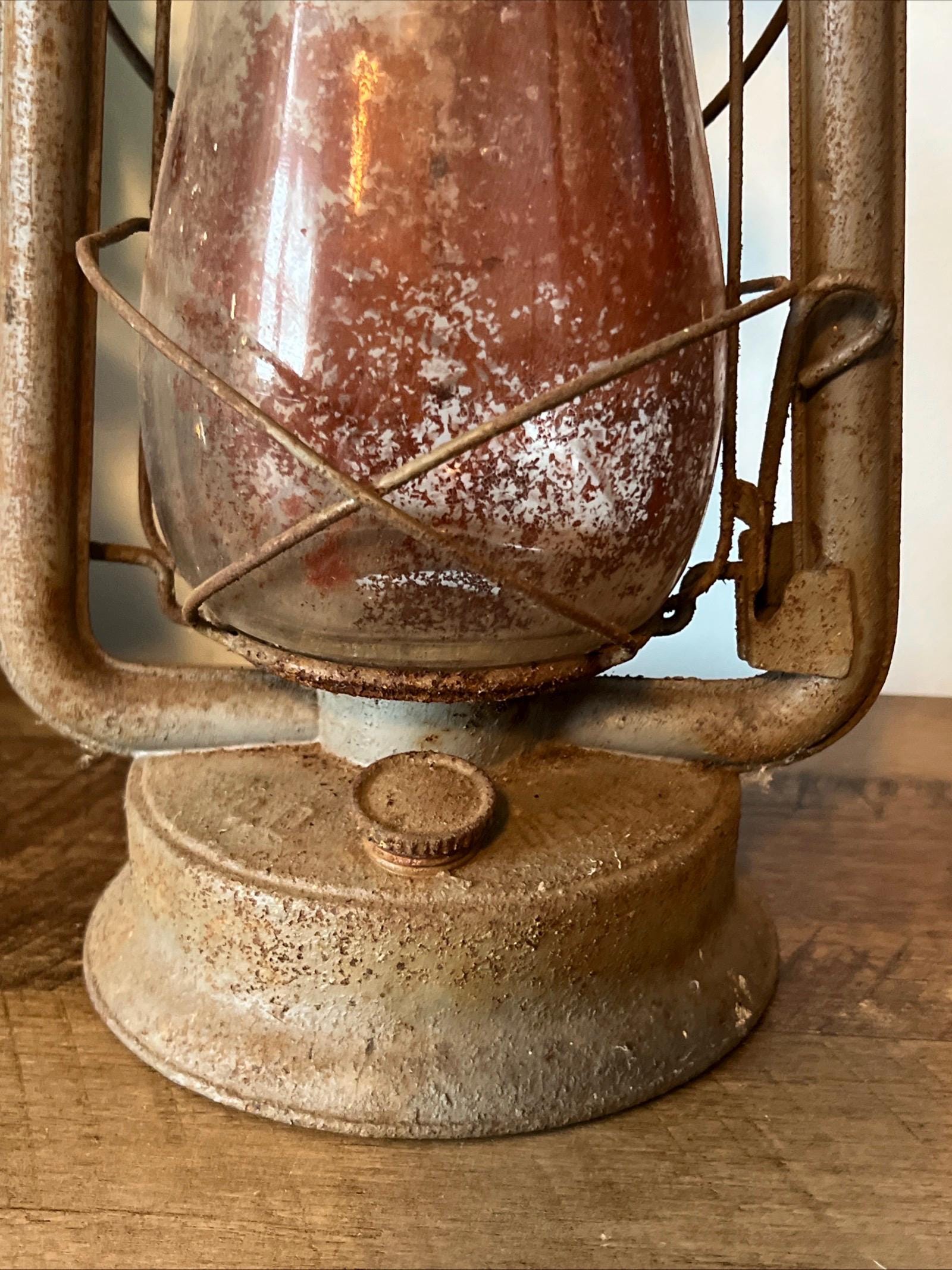 1911 Embury Manufacturing Company - the Defiance No. 0 Lantern