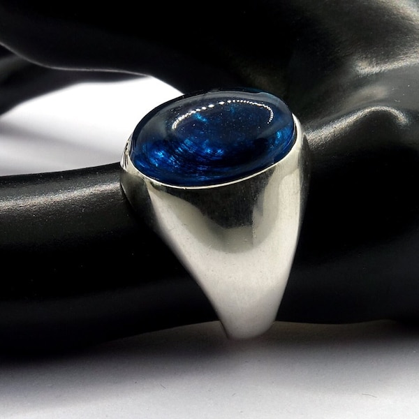 Gents Sterling silver signet ring with resin stone (14x10mm) - hair or pet ashes