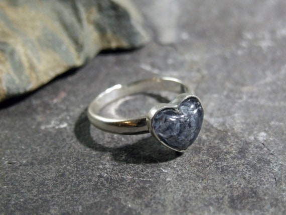 Sterling silver ring with heart-shaped resin stone (10mm) - hair or pet ashes