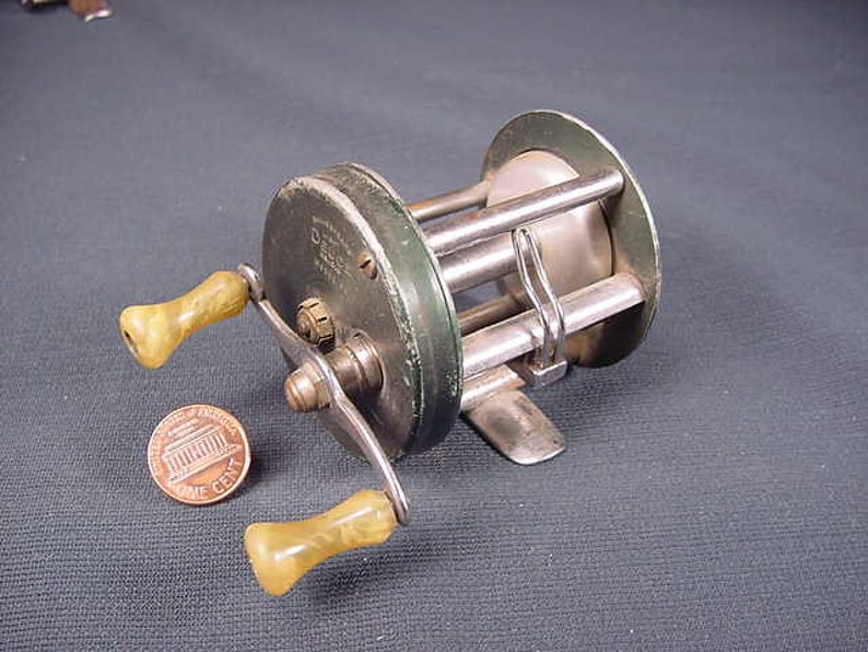 New Old Stock Vintage Bait Casting FISHING Reel Handle Shakespeare ?