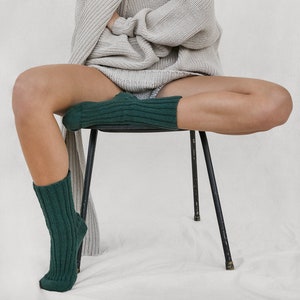 Unisex merino wool cute socks, knitted fuzzy socks, minimalist easter gift, perfect gift for her or him, merino wool yarn socks for men Green