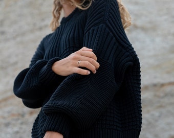 Maglione di cotone nero da donna, maglione pullover oversize a maglia grossa, maglione da donna sostenibile, felpa girocollo, regalo per lei