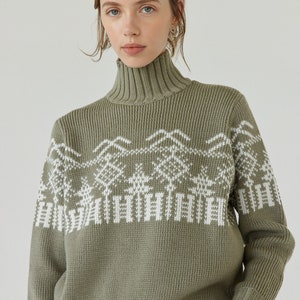 Sage green winter fairisle sweater, sustainable merino wool turtleneck sweater, perfect winter gift, fitted chunky patterned knit sweater image 3