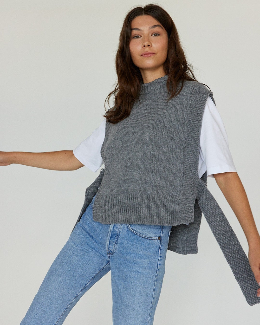 新品　LIGHT SHEER LAYERED KNIT VEST LIGHT SHEER LAYERED KNIT VEST
