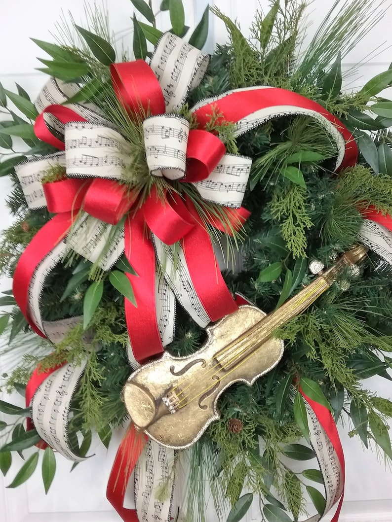 Musical Christmas Wreath 