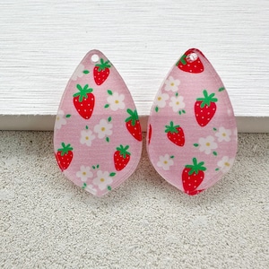 Strawberry Floral Acrylic Earring Blanks - 4pcs Plexi Pendants