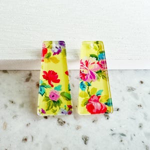 Shabby chic Yellow floral print Earring blanks 4pcs Plexi Findings, Acrylic Earring Pendants, Blank Components, DIY Jewelry Supplies