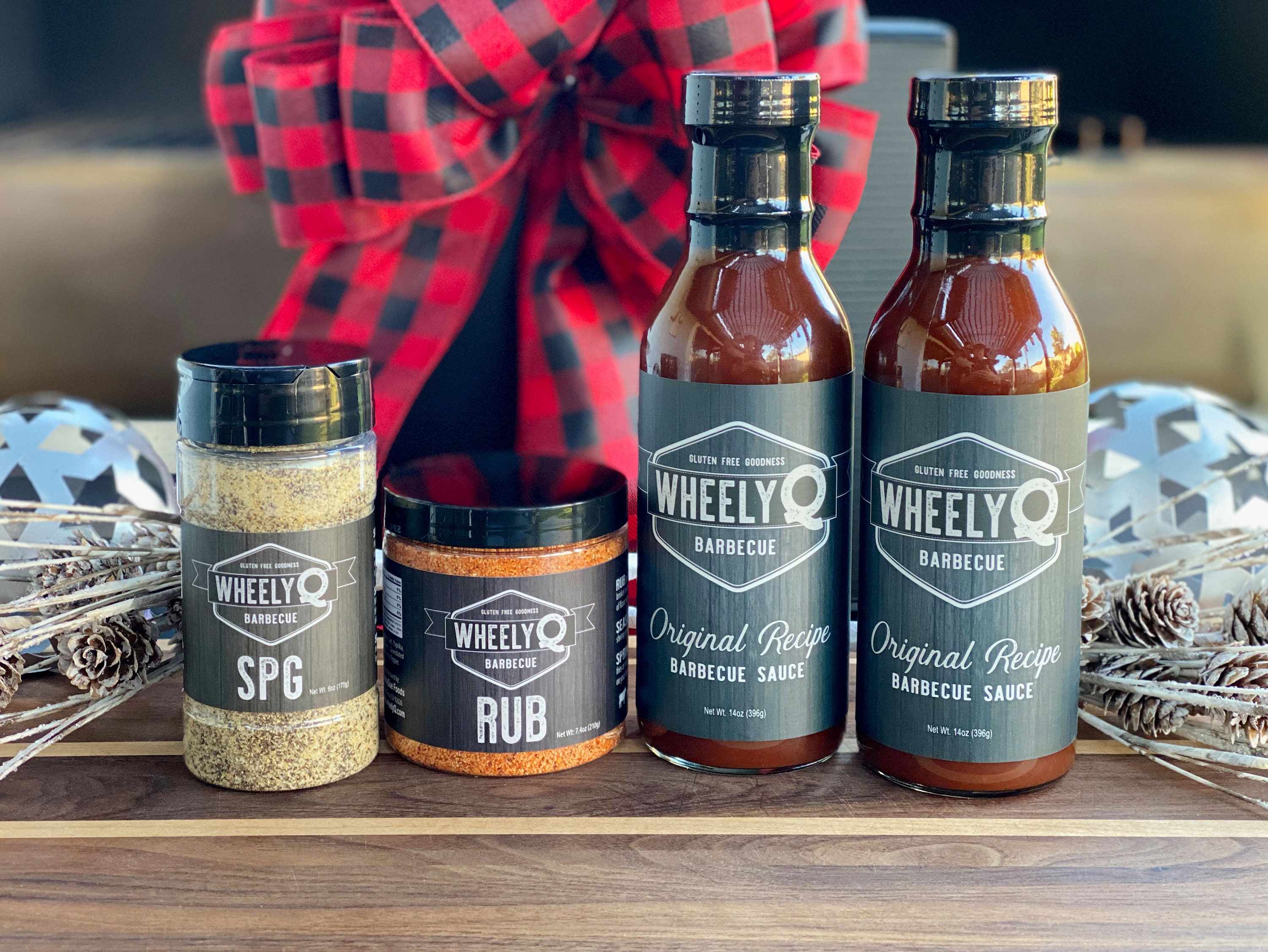 BBQ Gift Box, Grill Gift for Men & Women, Barbecue Accessories, BBQ