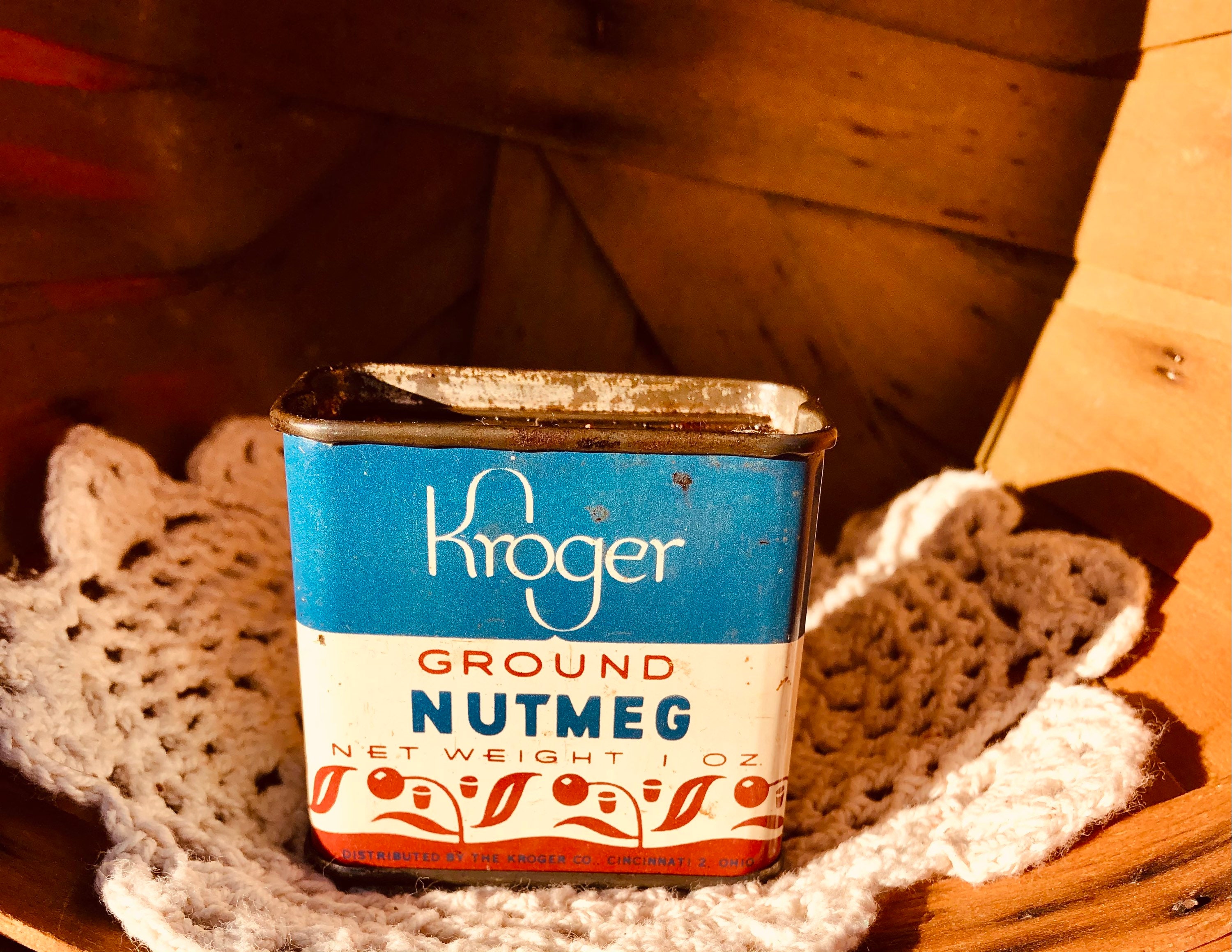 Vintage Kroger Nutmeg 1 Oz. Tin Etsy