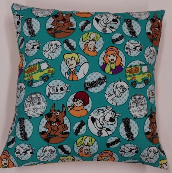 Scooby Doo And Friends 14 X 14 Pillow Cover Etsy