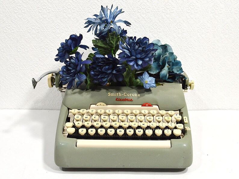 Typewriter Planter Unique Upcycled Planter Box Made From Etsy