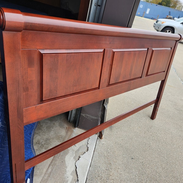 Vintage Chippendale Style King Headboard Mahogany Finish 3 Panels Rolled Top Edge Very Good Condition