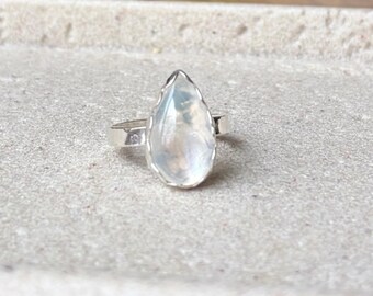 Rainbow Moonstone Teardrop Ring Size 7.5 / Sterling Silver Gemstone Ring / Intuition, Feminine Energy & Emotional Balance Jewelry