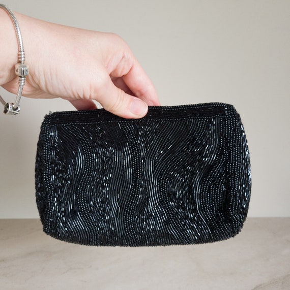 Beaded Wavy Coin Purse Beaded Wavy Coin Purse