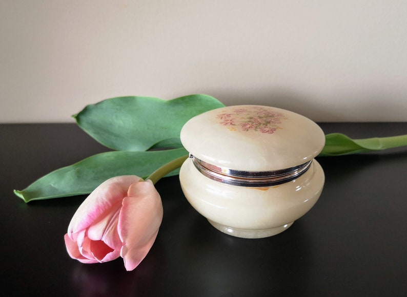 Vintage Alabaster Jewelry Box ~ Powder Box ~ Mother/'s Day Gift