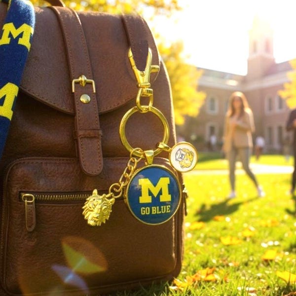 Porte-clés sac à dos sous licence officielle de l'Université du Michigan
