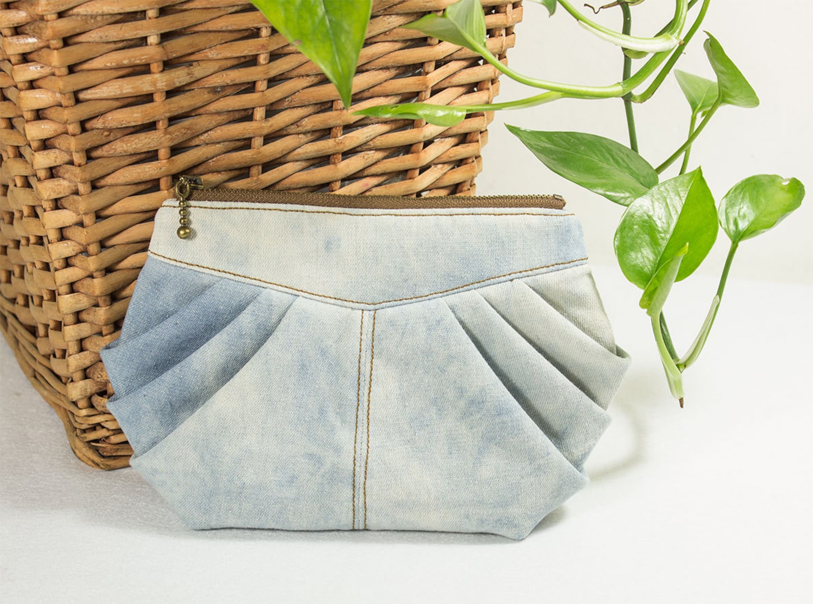 Pleated Woven Clutch